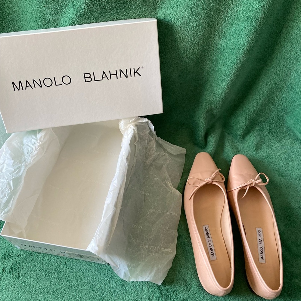 Manolo Blahnik Pink Flats